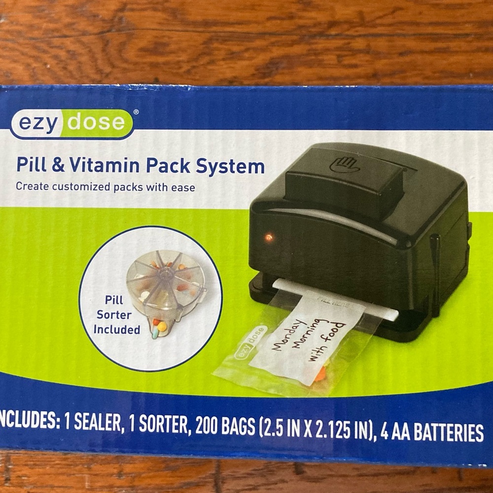 Ezy Dose Weekly (7-Day) Pill Organizer, Vitamin and Medicine System